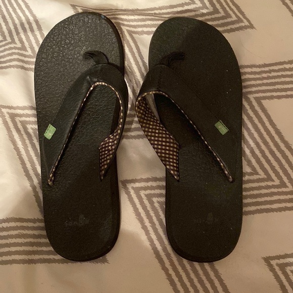 Costco Shoes Costco Flip Flops Poshmark